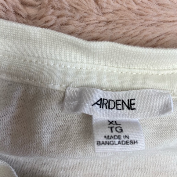 T shirt - Picture 2 of 2